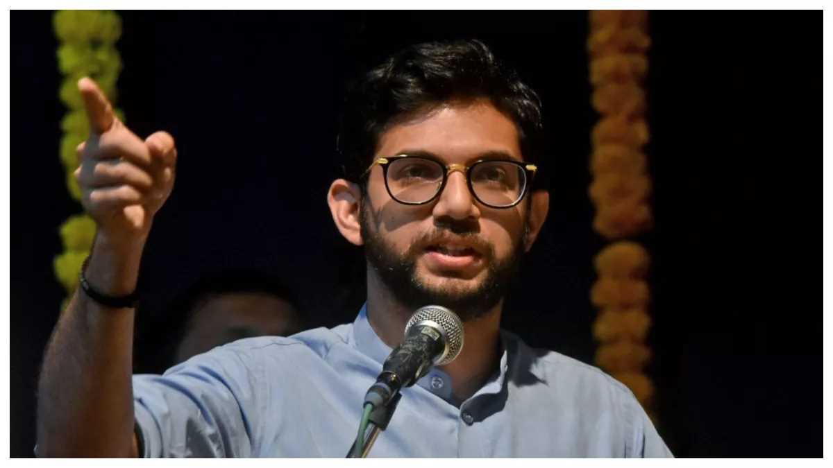 शिवसेना (यूबीटी) के विधायनमंडल दल के नेता चुने गए आदित्य ठाकरे, सुनील प्रभु बने मुख्य सचेतक शिवसेना (यूबीटी) के विधायनमंडल दल के नेता चुने गए आदित्य ठाकरे, सुनील प्रभु बने मुख्य सचेतक